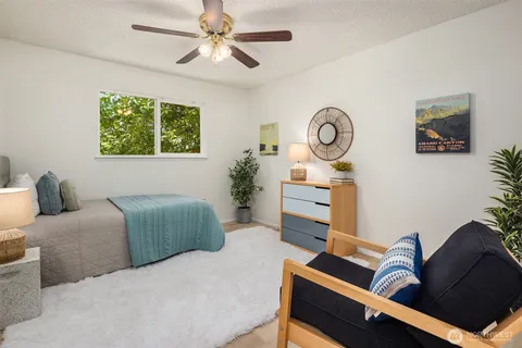 $895,000 | 7223 Northeast 152nd Place, Kenmore, WA 98028