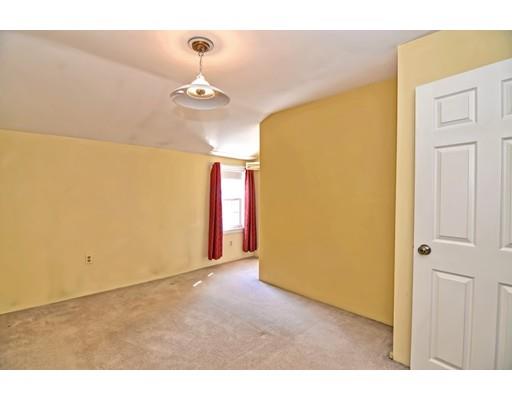 909 Old Post Road Walpole, MA 02081 - Photo 19 of 27 Gallery Image 19