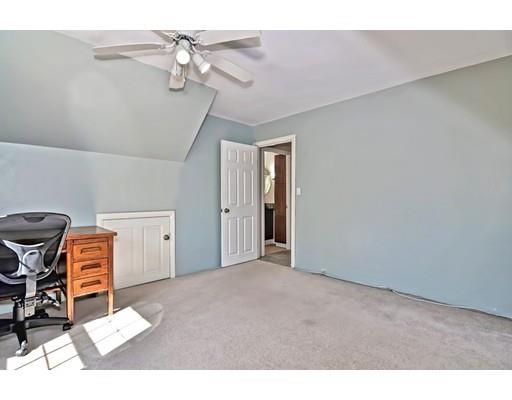 909 Old Post Road Walpole, MA 02081 - Photo 21 of 27 Gallery Image 21