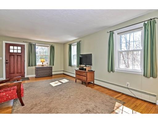 909 Old Post Road Walpole, MA 02081 - Photo 3 of 27 Gallery Image 3