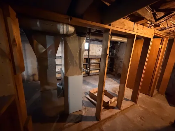 $80,000 | 1762 South Oak Avenue, Freeport, IL 61032