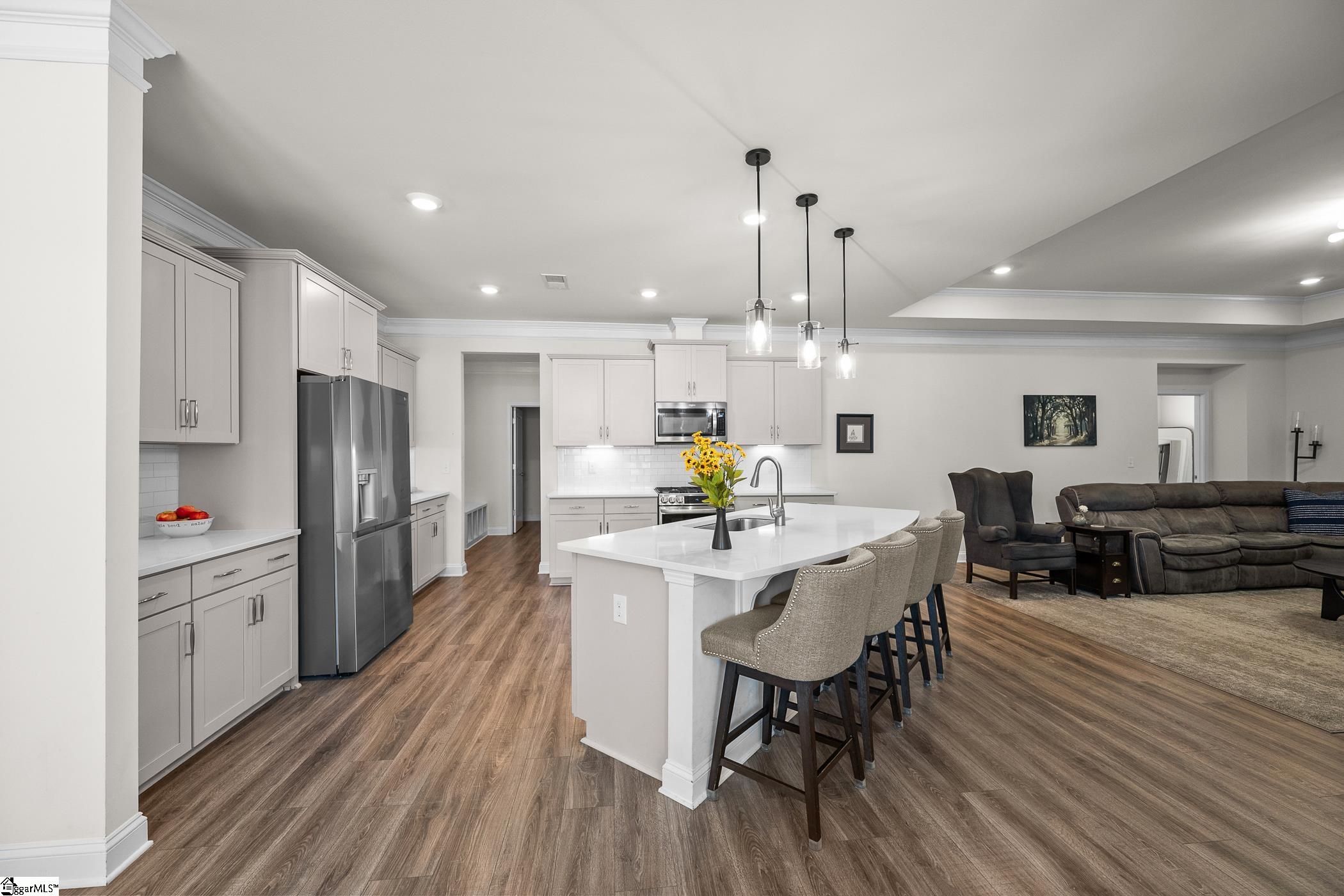 200 Chippy Road Greer, SC 29650 - Photo 8 of 37