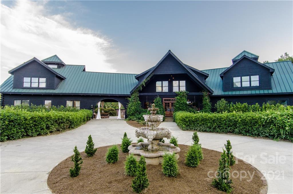 10450 Brief Road Charlotte, NC 28227 - Photo 1 of 48 Gallery Image 1