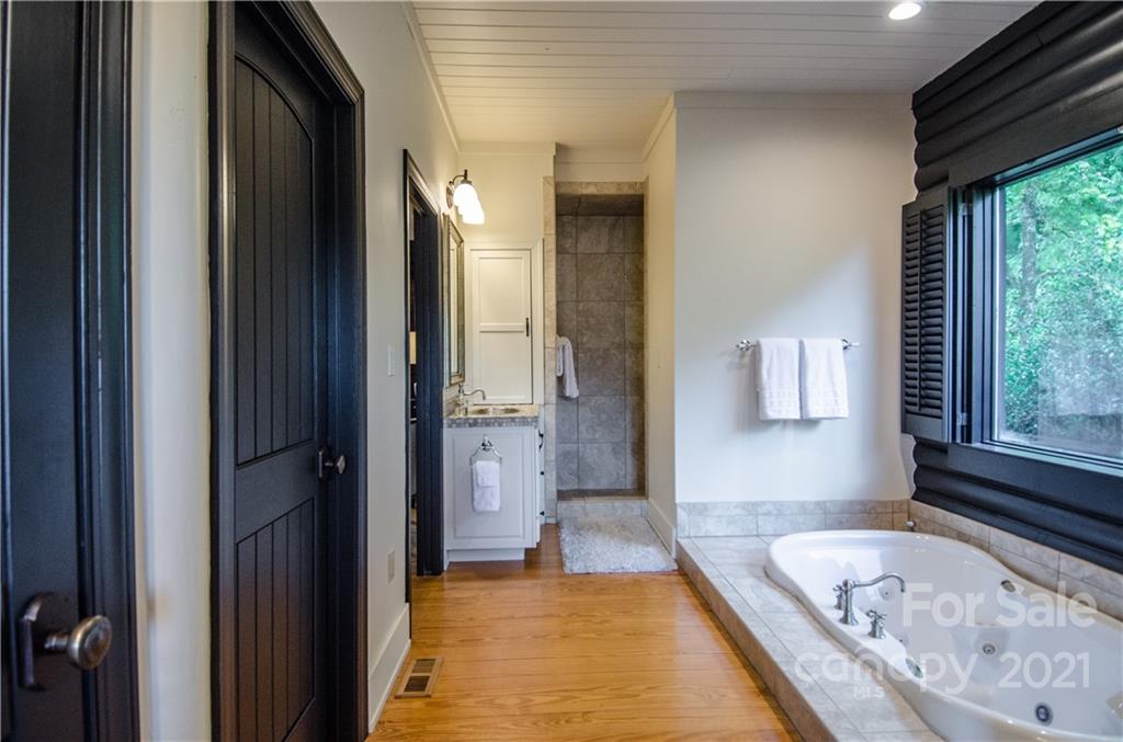 10450 Brief Road Charlotte, NC 28227 - Photo 20 of 48 Gallery Image 20