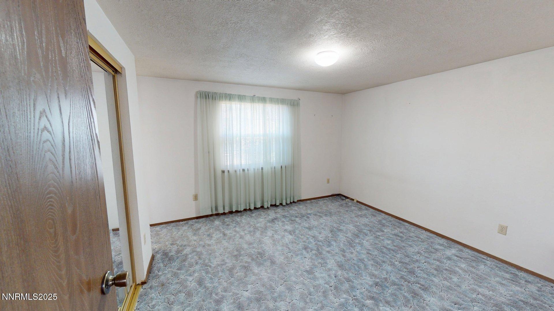 3 Colado Court Winnemucca, NV 89445 - Photo 17 of 19 3-Colado-Court-09242025_155224