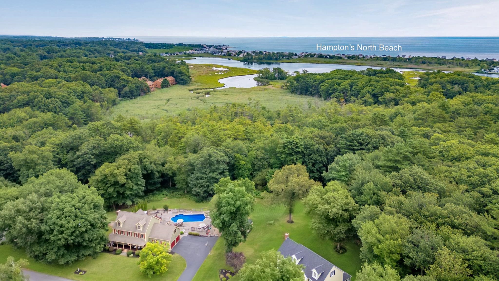 33 Alexander Drive Hampton, NH 03842 - Photo 2 of 40