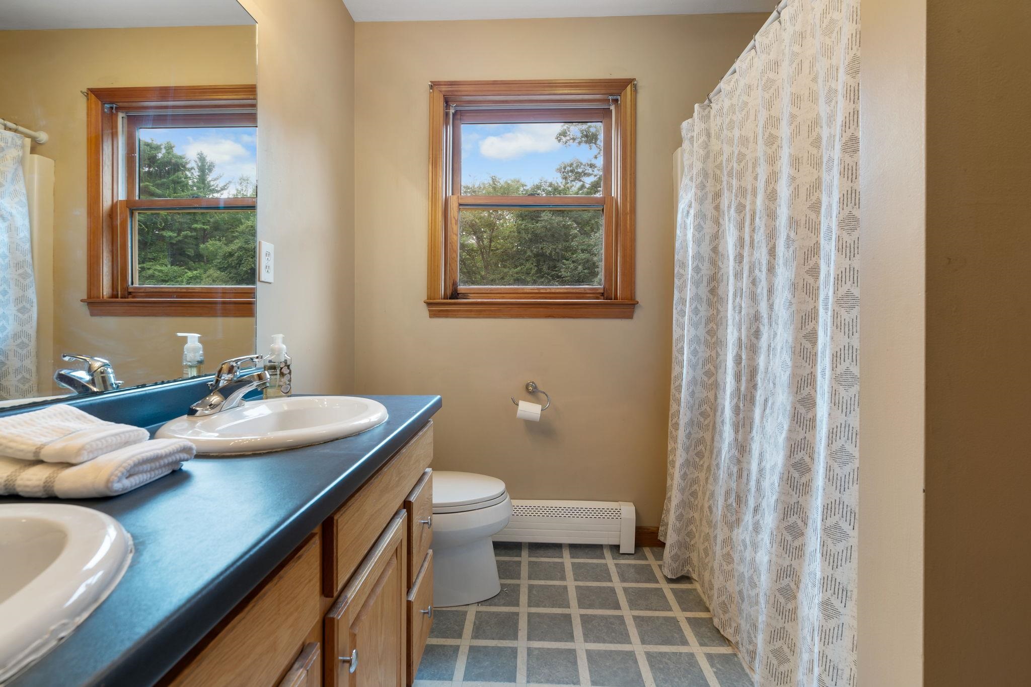 33 Alexander Drive Hampton, NH 03842 - Photo 25 of 40