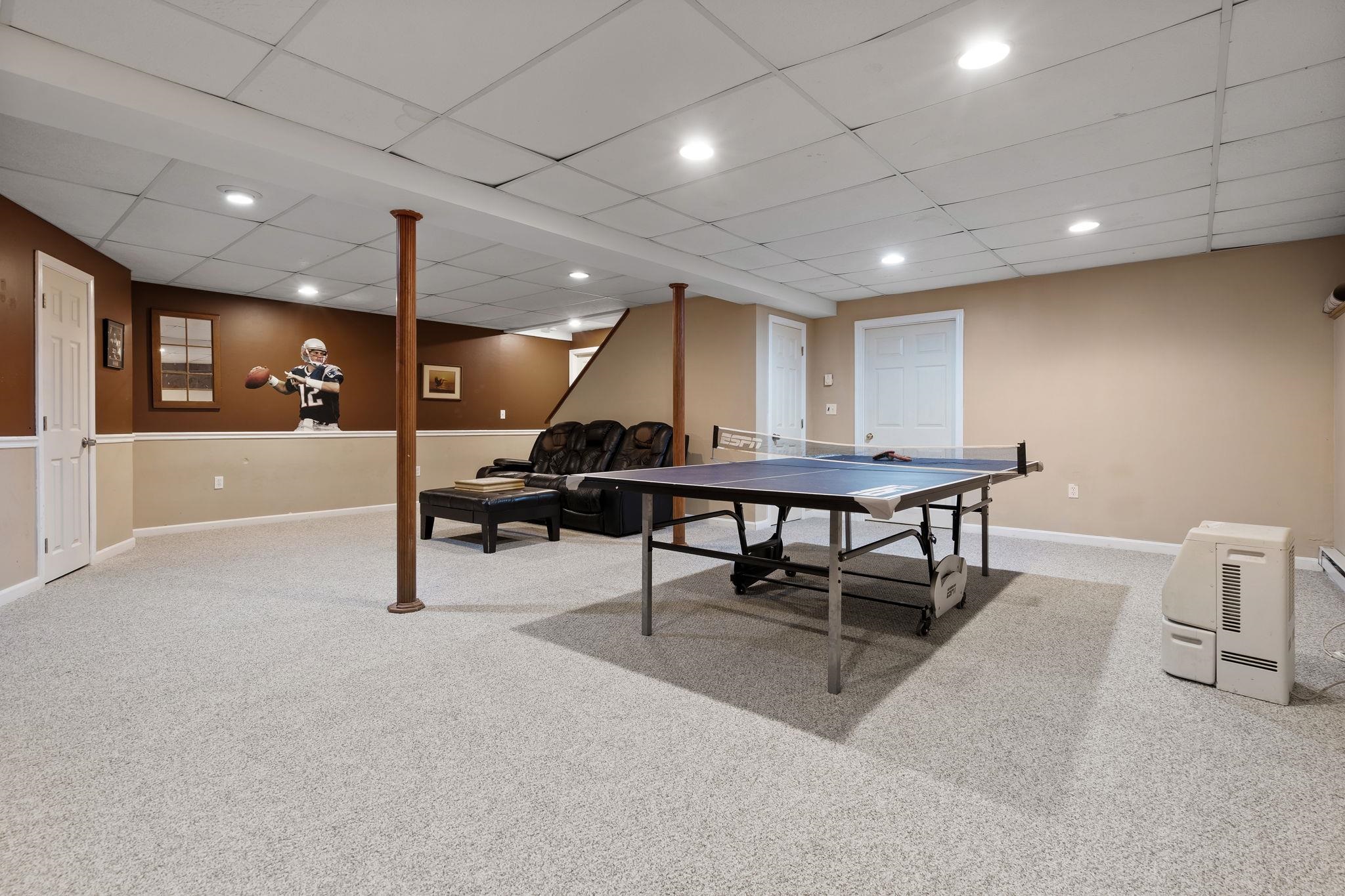 33 Alexander Drive Hampton, NH 03842 - Photo 29 of 40