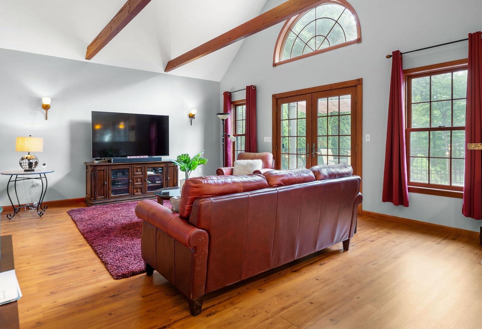 33 Alexander Drive Hampton, NH 03842 - Photo 5 of 40