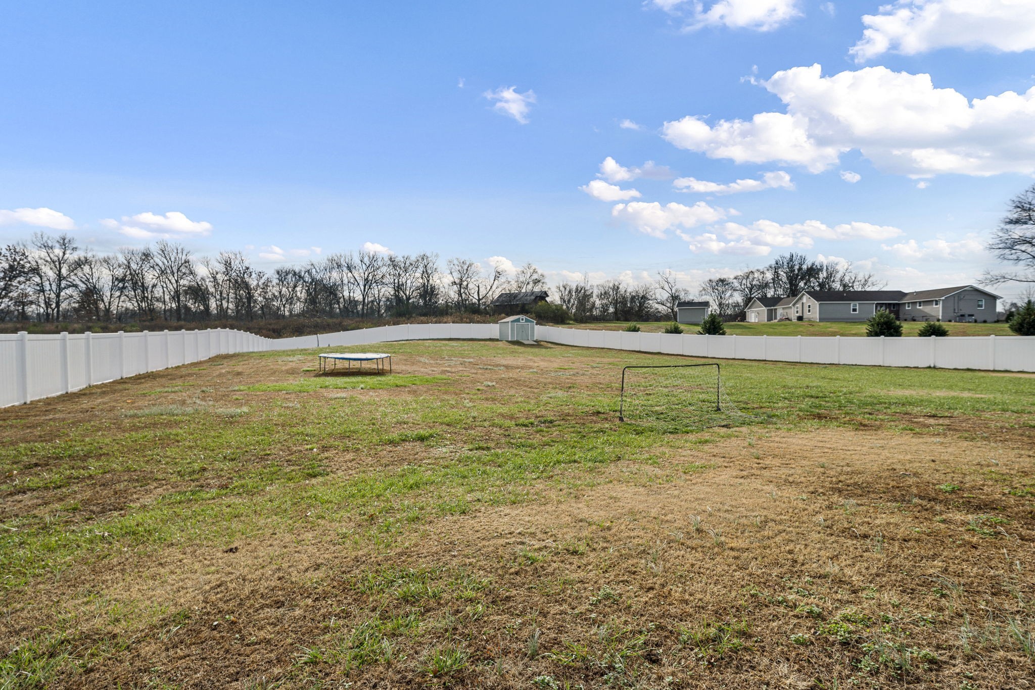 2086 Beverly Court Springfield, TN 37172 - Photo 38 of 39 a view of an ocean and beach