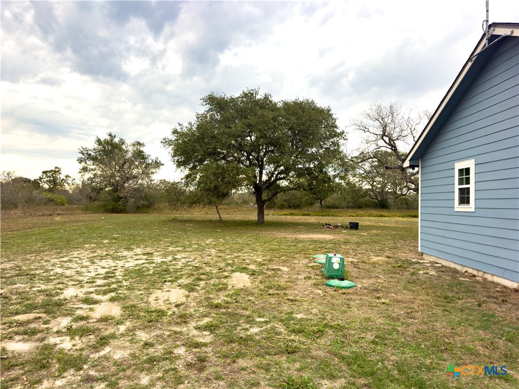 618 McGuill Road Goliad, TX 77963 - Photo 22 of 48 a view of lake view