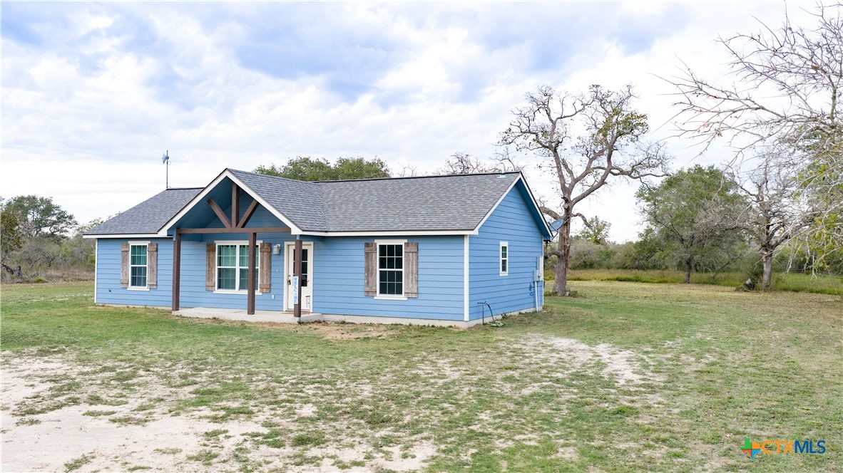 618 McGuill Road Goliad, TX 77963 - Photo 10 of 48 a view of a house with a yard