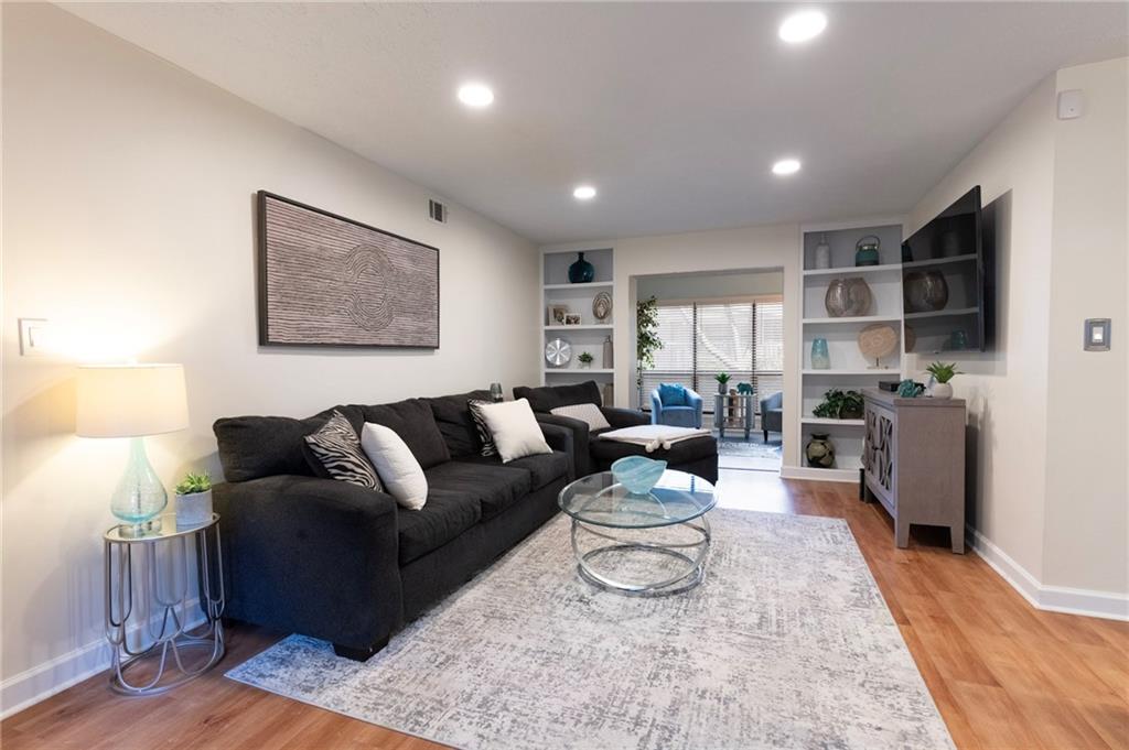 8740 Roswell Road, Unit 10A Atlanta, GA 30350 - Photo 4 of 31