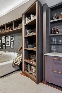 $2,980,000 | 2 Canal Street, Unit 2402, New Orleans, LA 70130