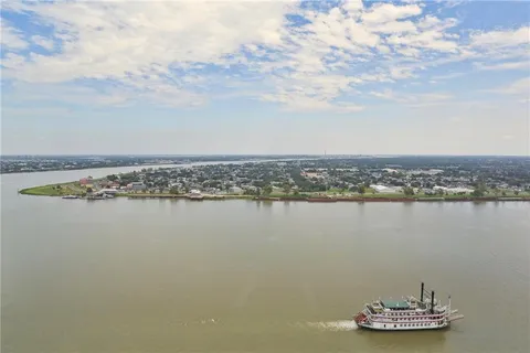 $2,980,000 | 2 Canal Street, Unit 2402, New Orleans, LA 70130