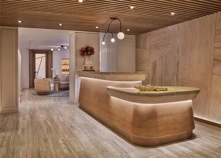 $2,980,000 | 2 Canal Street, Unit 2402, New Orleans, LA 70130