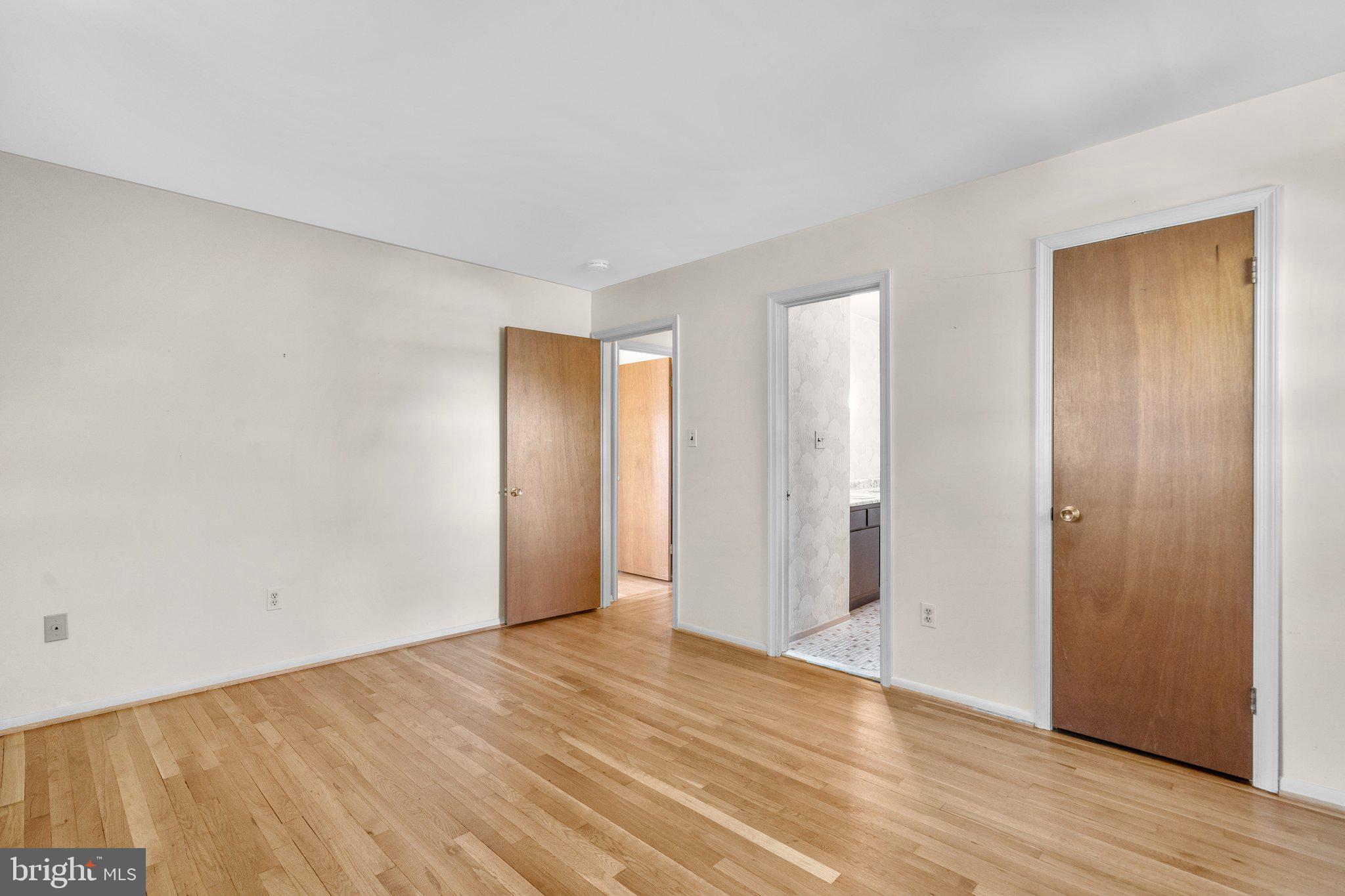19504 Olney Mill Road Olney, MD 20832 - Photo 14 of 49 Primary Suite & Ensuite