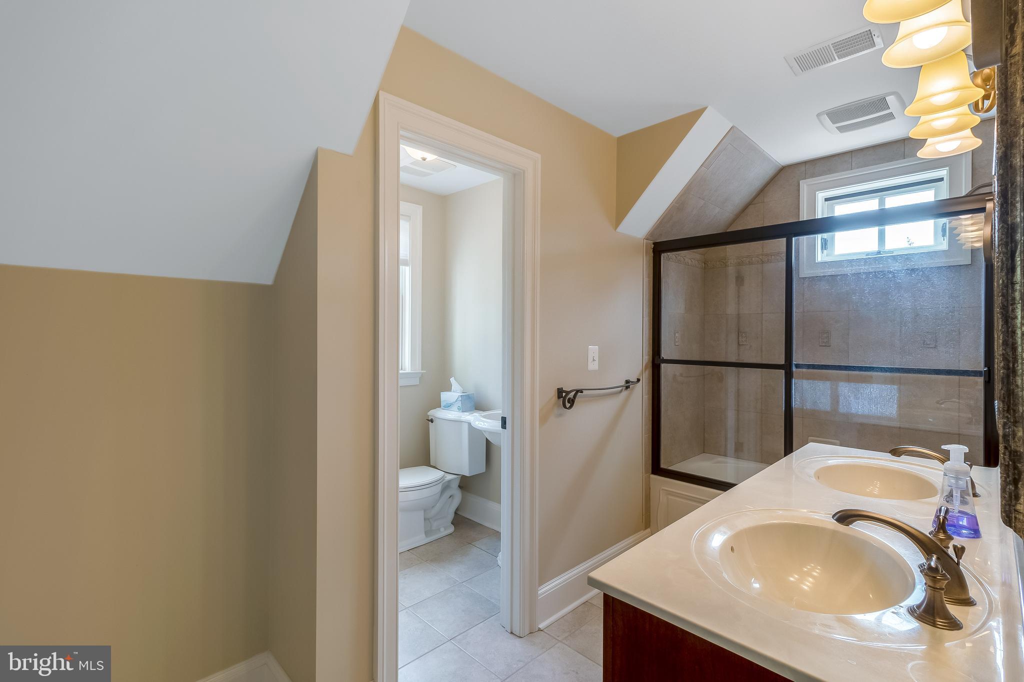 11905 Van Brady Road Brandywine, MD 20613 - Photo 32 of 32 Bathroom--upper level