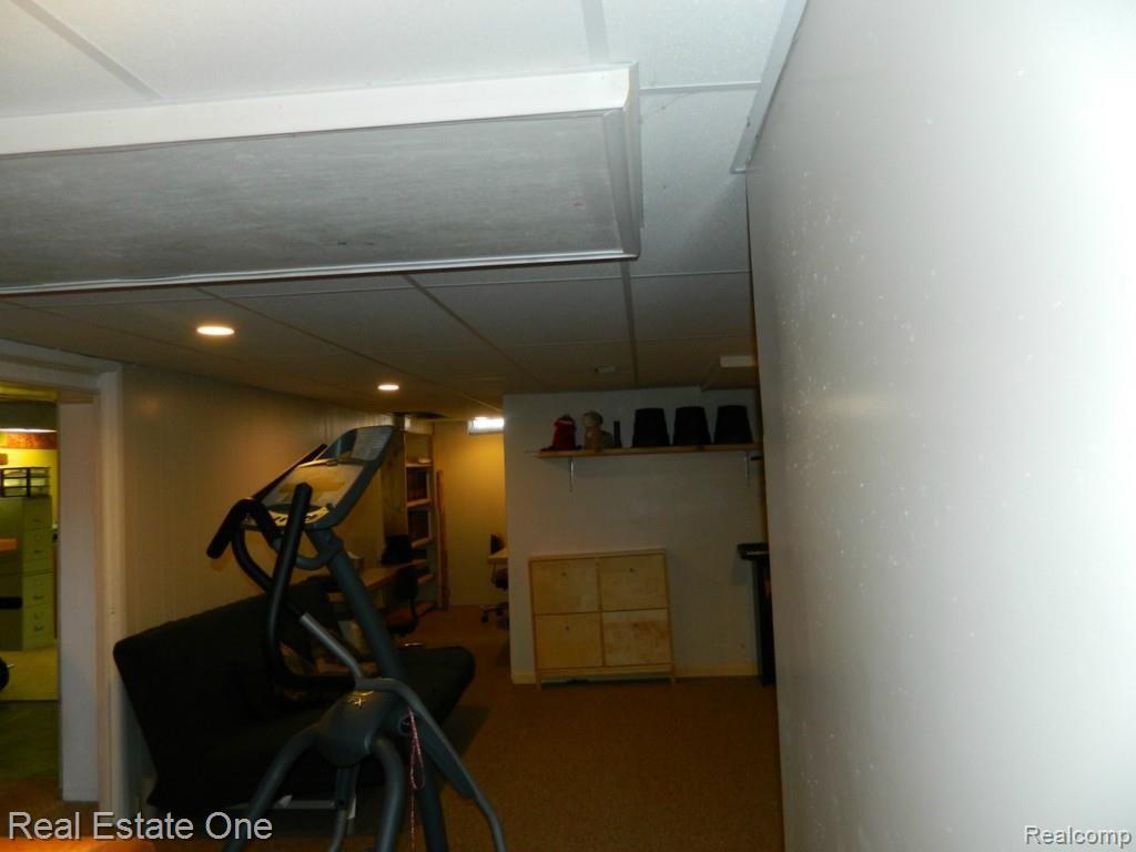 15784 Champaign Road Allen Park, MI 48101 - Photo 18 of 24 PLAY ROOM IN BASEMENT