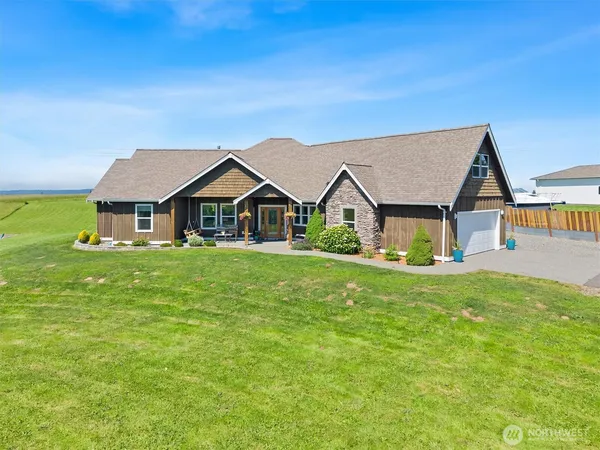 $889,000 | 6956 Fingalson Creek Road, Ferndale, WA 98248