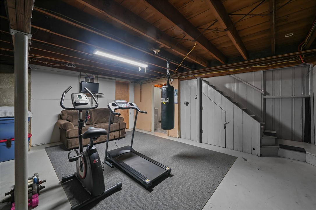 136 Vineyard Road Warwick, RI 02889 - Photo 25 of 32