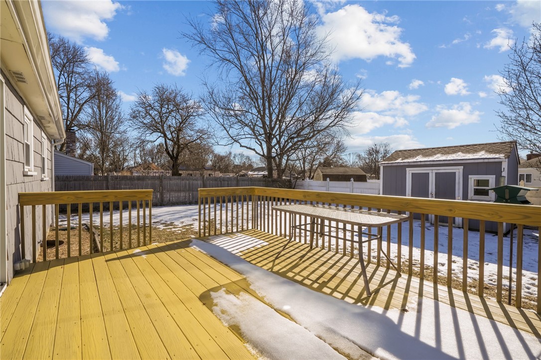 136 Vineyard Road Warwick, RI 02889 - Photo 28 of 32