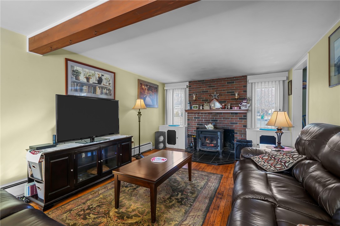 136 Vineyard Road Warwick, RI 02889 - Photo 10 of 32