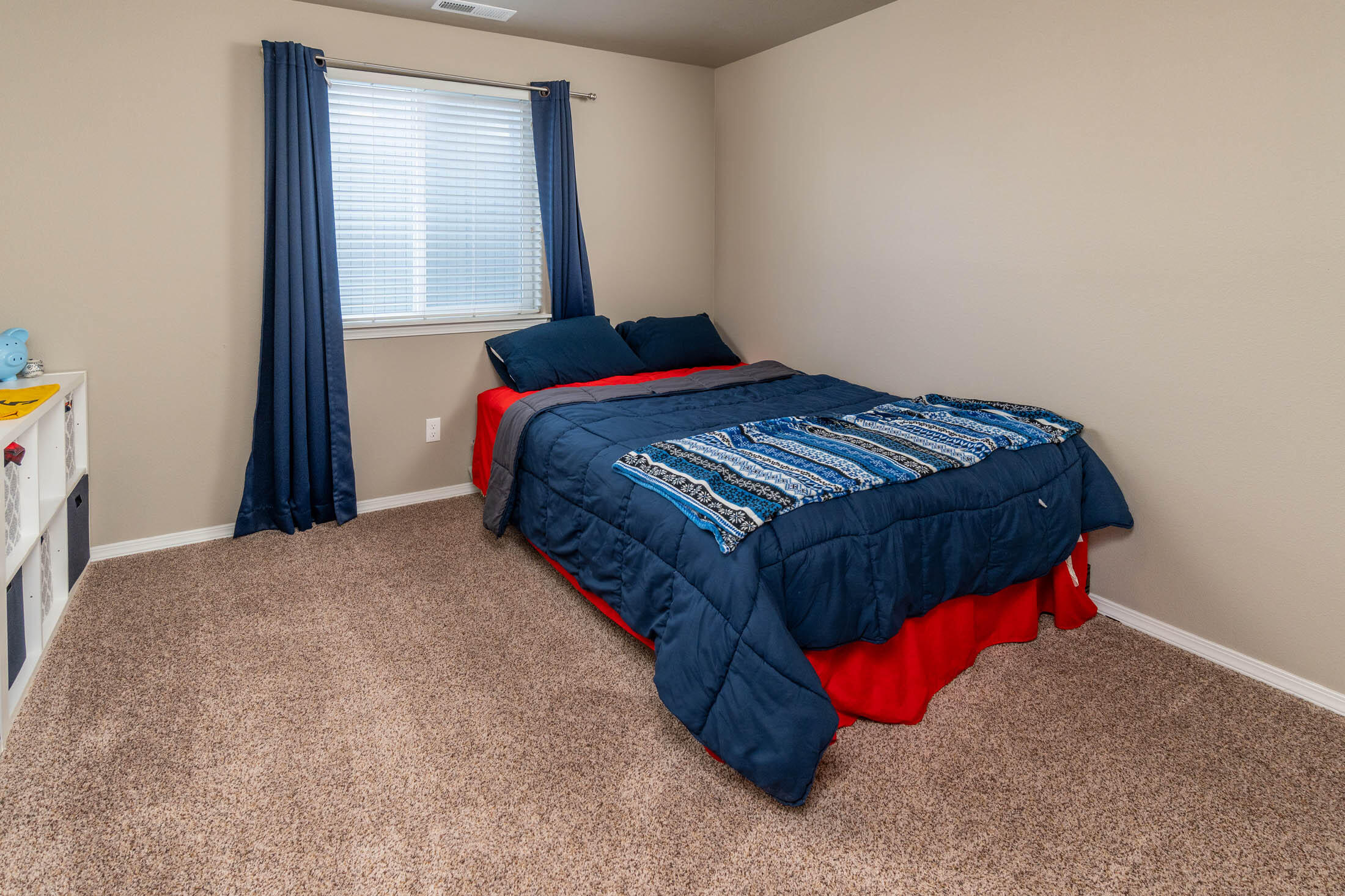61813 Azalia Place Bend, OR 97702 - Photo 11 of 22 61813 Azalia Place
