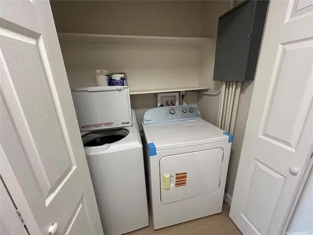 $3,000 | 2575 Kūhiō Avenue, Unit 1304, Honolulu, HI 96815