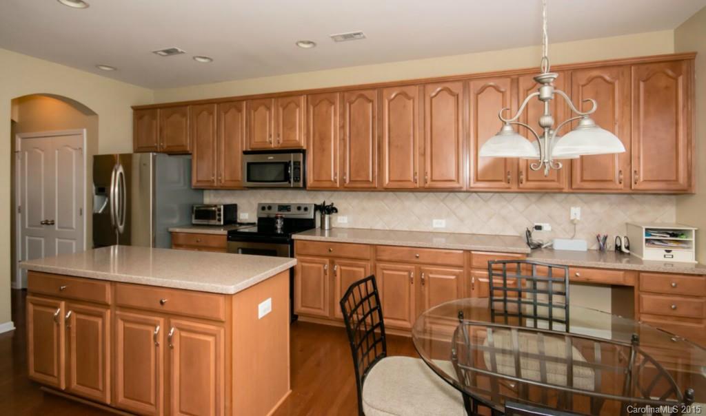 6129 Stone Porch Road, Unit 27 Charlotte, NC 28277 - Photo 8 of 24 Gallery Image 8