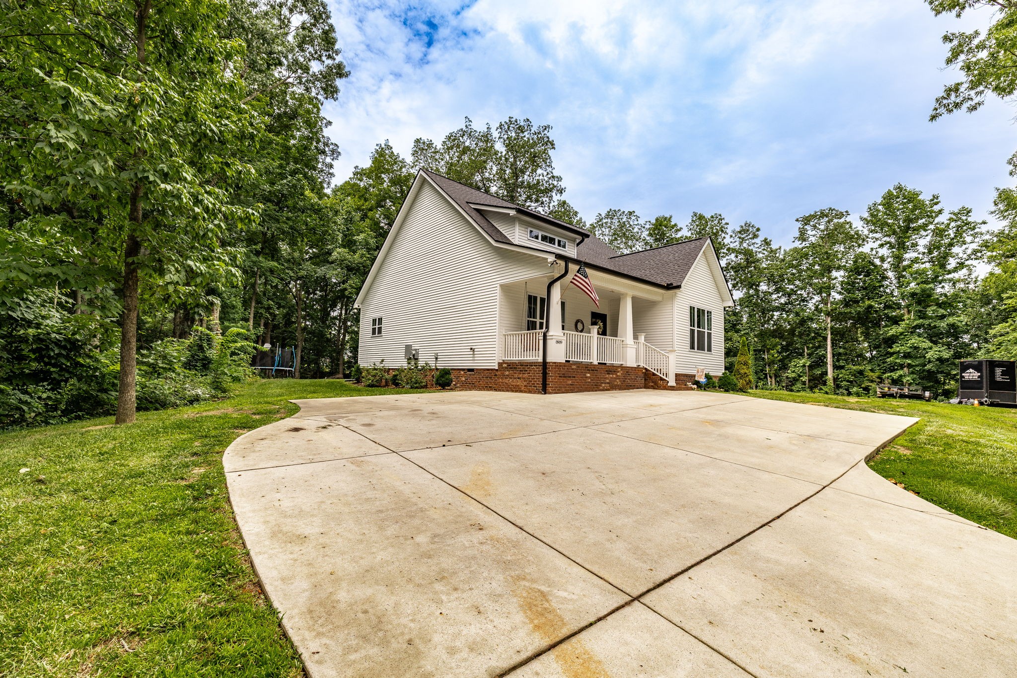 8909 Cedar Grove Road Cross Plains, TN 37049 - Photo 3 of 57