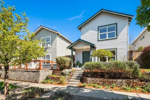 $795,000 | 1728 26th Avenue South, Seattle, WA 98144