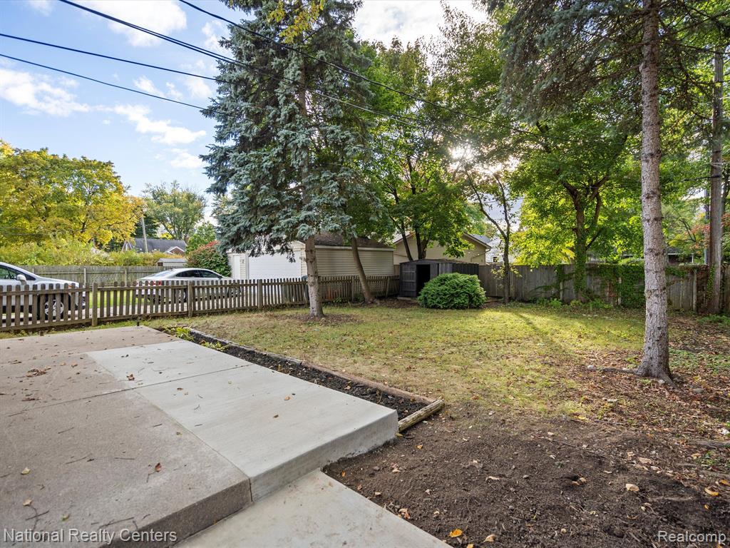 497 Coolidge Road Birmingham, MI 48009 - Photo 27 of 29