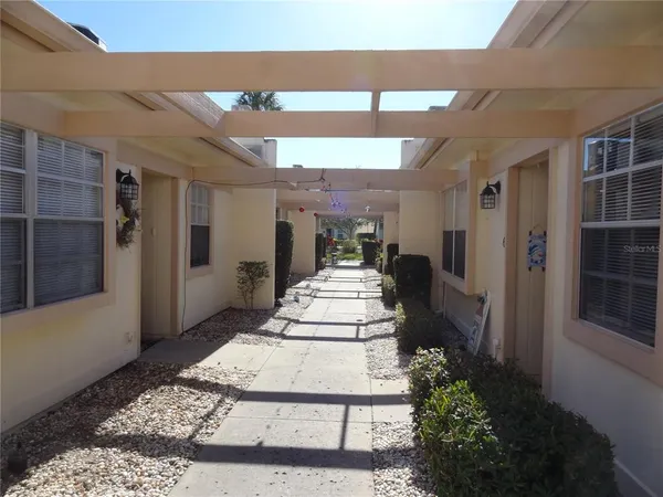 $1,500 | 11135 Carriage Hill Drive, Unit 3, Port Richey, FL 34668