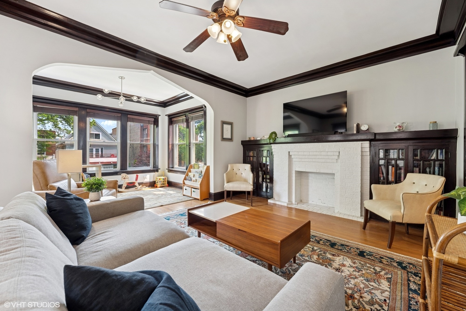 1621 West Rascher Avenue, Unit 2 Chicago, IL 60640 - Photo 5 of 24 Gallery Image 5