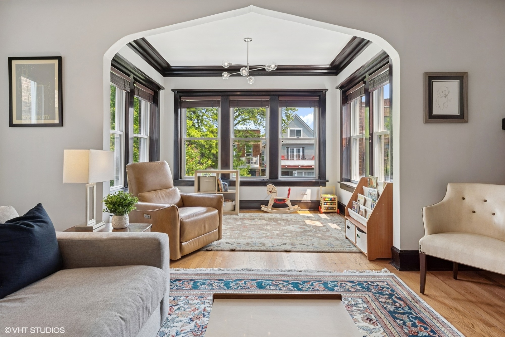 1621 West Rascher Avenue, Unit 2 Chicago, IL 60640 - Photo 6 of 24 Gallery Image 6