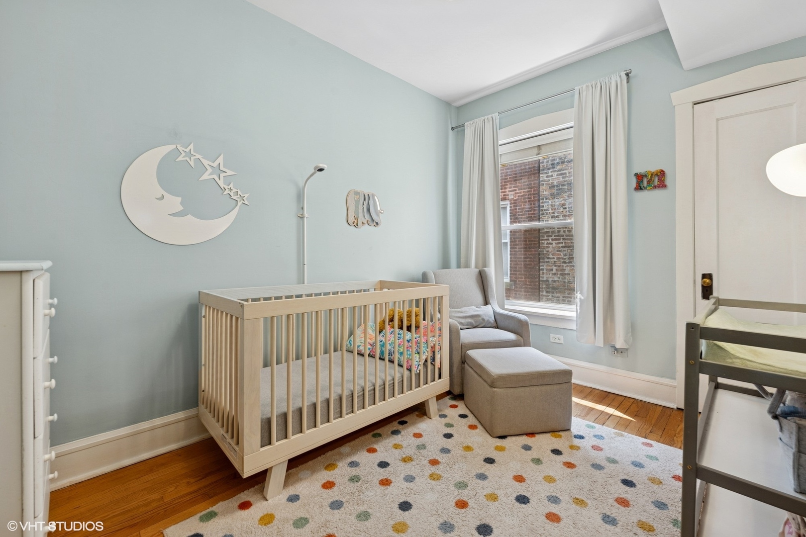 1621 West Rascher Avenue, Unit 2 Chicago, IL 60640 - Photo 10 of 24 Gallery Image 10