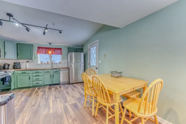 $2,200 | 28 Jodo Way, Bethlehem, NH 03574