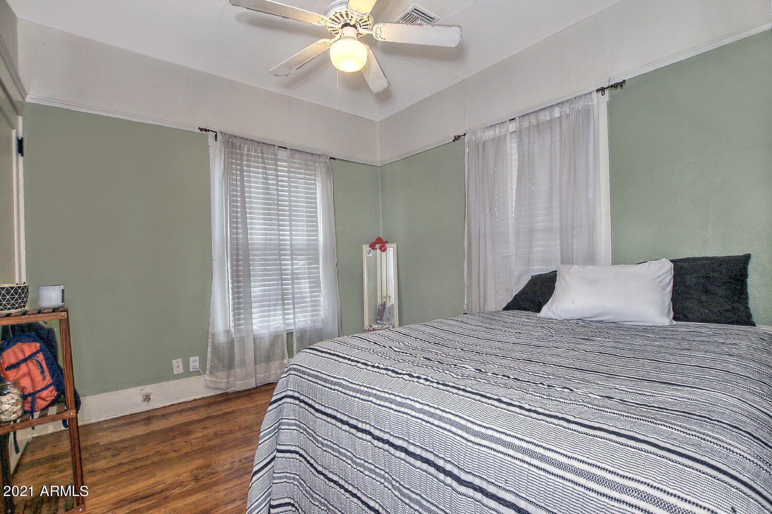 1433 East Osborn Road Phoenix, AZ 85014 - Photo 13 of 25 1433 E Osborn Rd Phoenix AZ-large-013-01
