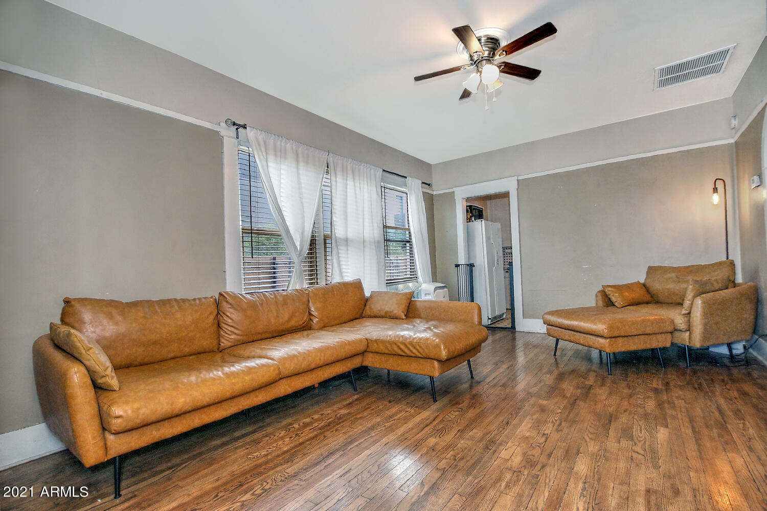 1433 East Osborn Road Phoenix, AZ 85014 - Photo 5 of 25 1433 E Osborn Rd Phoenix AZ-large-005-01