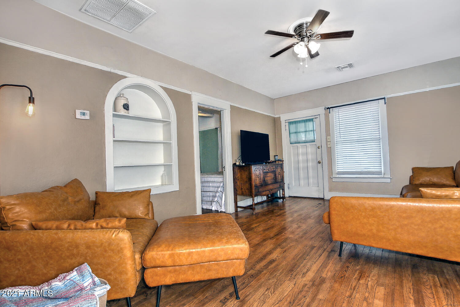 1433 East Osborn Road Phoenix, AZ 85014 - Photo 8 of 25 1433 E Osborn Rd Phoenix AZ-large-008-02