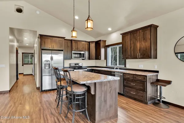 $899,000 | 42 West Seneacquoteen Drive, Priest River, ID 83856