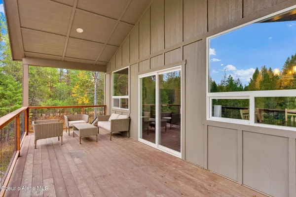 $899,000 | 42 West Seneacquoteen Drive, Priest River, ID 83856