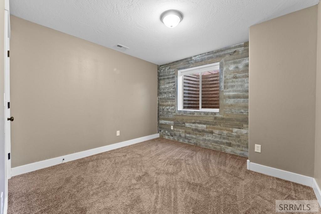 303 Park Avenue Firth, ID 83236 - Photo 31 of 49