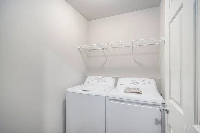 $349,900 | 48560 Silver Oaks West, Mattawan, MI 49071