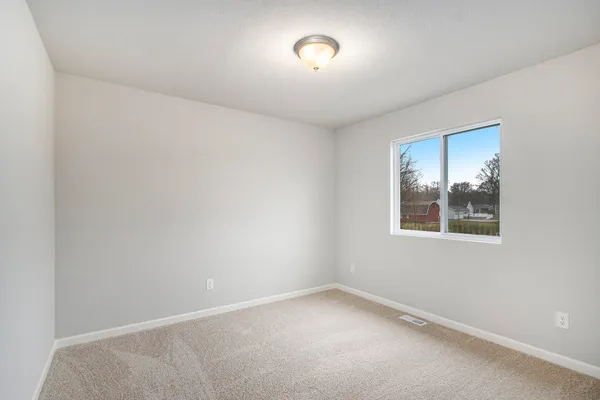 $349,900 | 48560 Silver Oaks West, Mattawan, MI 49071