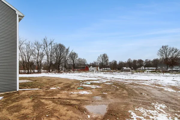 $349,900 | 48560 Silver Oaks West, Mattawan, MI 49071