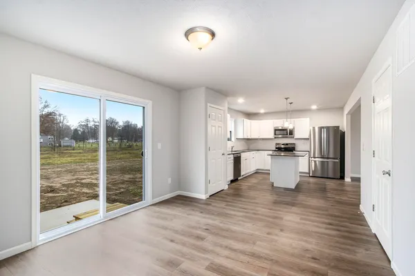 $349,900 | 48560 Silver Oaks West, Mattawan, MI 49071