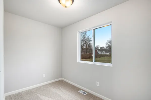 $349,900 | 48560 Silver Oaks West, Mattawan, MI 49071