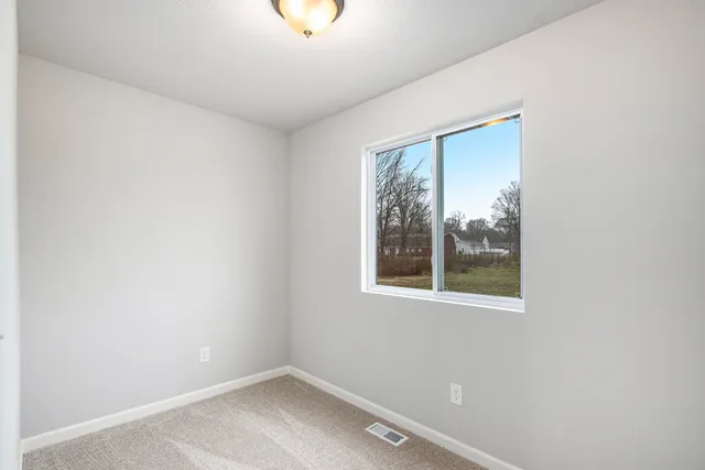 $349,900 | 48560 Silver Oaks West, Mattawan, MI 49071